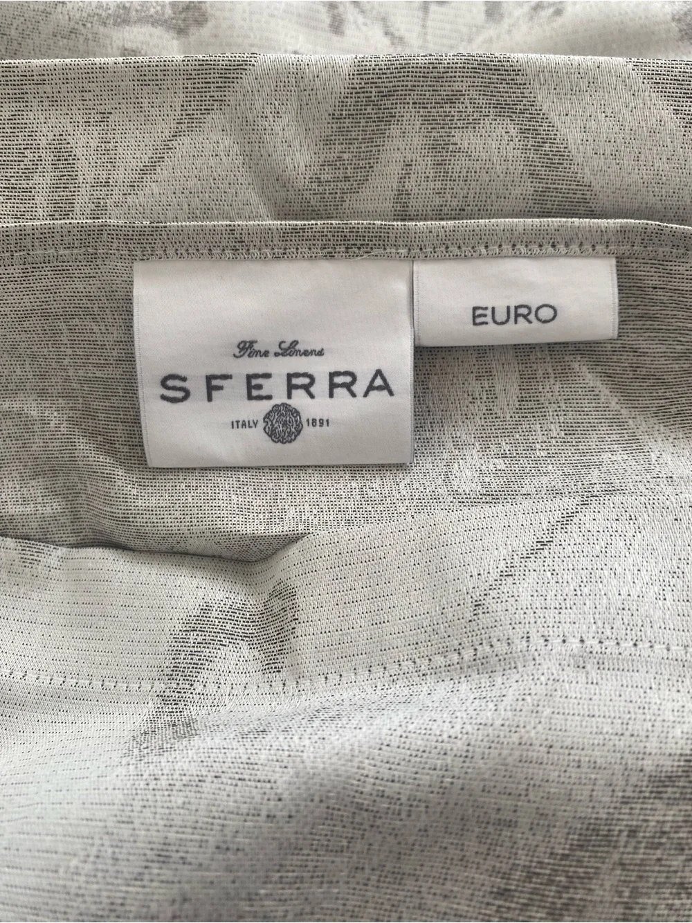 Sferra Pezzana-Continental (1)  Euro Sham - Exclusive Flint 26x26